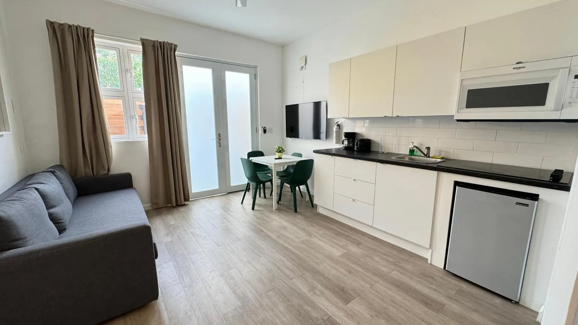 Apartment Villas At Auxilio Mutuo 102 San Juan
